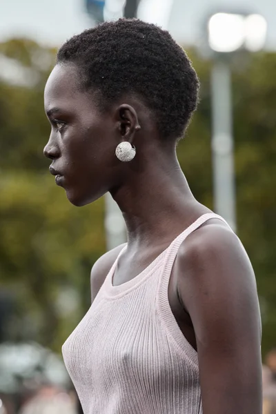 Look 150
